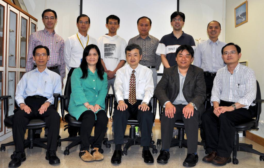 L to R, front row: Dr CK Ching, Dr Osburga Chan, Dr WW Yan (Chairman), Dr Alfred Chan (Secretary), Dr WM Chan; back row: Dr Arthur Lau, Mr HW Luk, Dr CM Ho, Dr WL Wan, Dr Kenny Chan, Dr KS Tang
