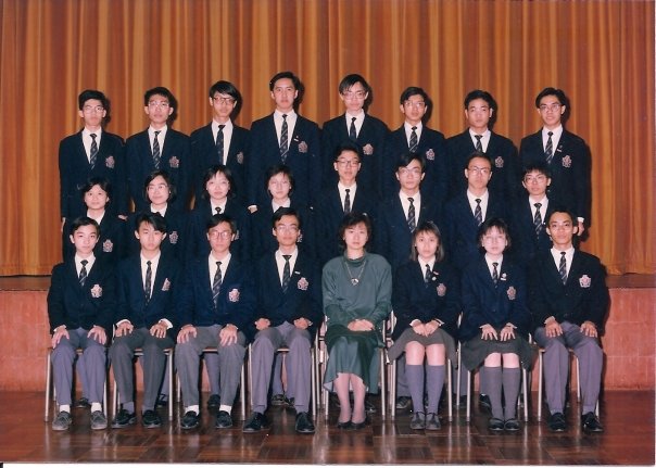 1987 form 7 class photo