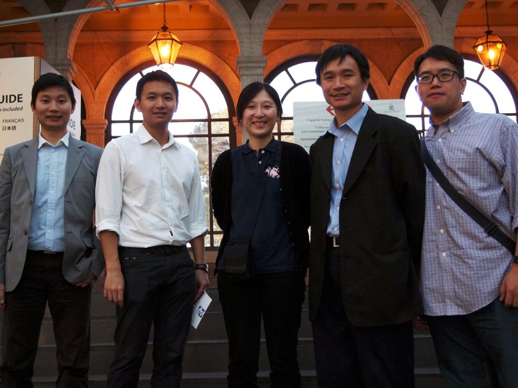 From left to right: Dr Wallace Ngai (QMH ICU) , Dr Simon Sin (QMH ICU) , Dr Flora Tsang (QMH Cardiothoracic surgeon) , Dr KS Lun ( QMH Pediatric cardiologist ) and Dr Vincent Ng (QEH Cardiothoracic surgeon)